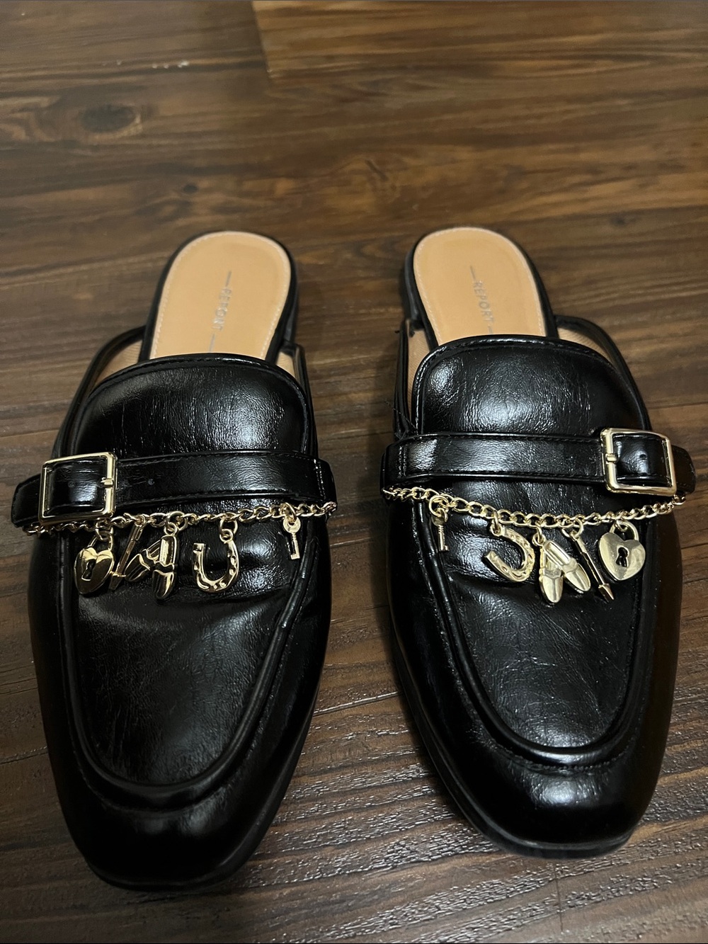 Report Women's Charm-Chain Slip-On Mules Size 10